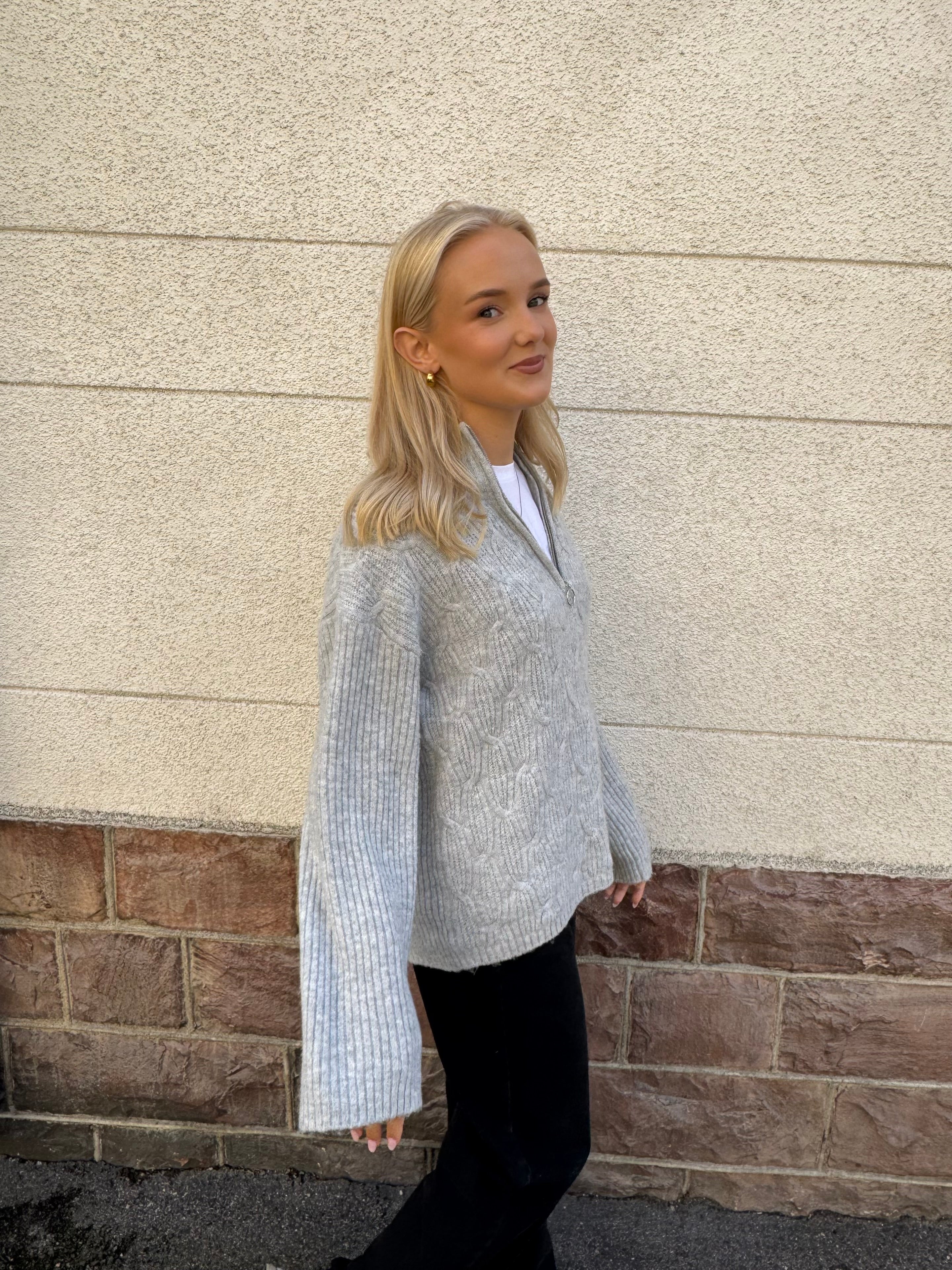 VILASSIA Pullover - Light Grey Melange